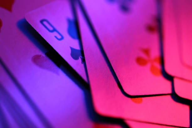 Mobile live dealer table interface on menara4d login